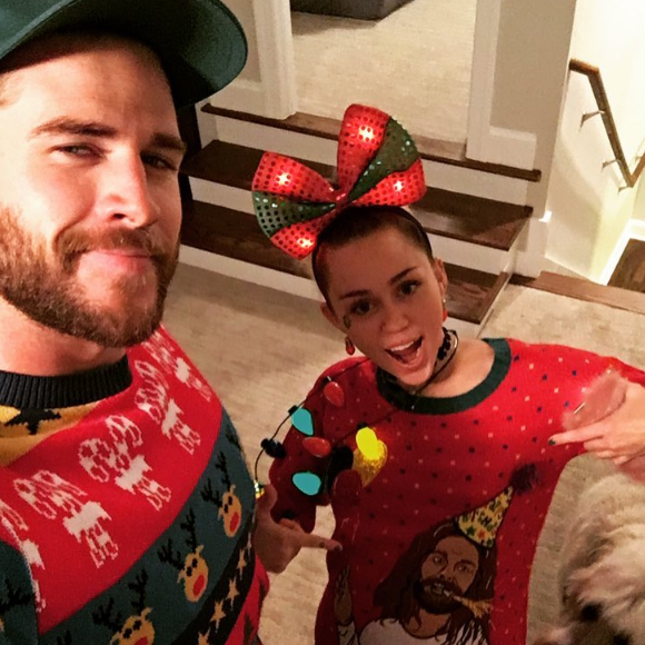 Liam Hemsworth et Miley Cyrus sur une photo publiée sur Instagram le 24 décembre 2016