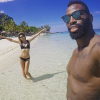 Ariane Brodier en vacances avec son chéri Fulgence Ouedraogo, à l'Île Maurice. Photo postée sur Instagram le 31 décembre 2017.