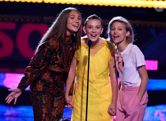 Maddie Ziegler, Millie Bobby Brown et Grace VanderWaal - Cérémonie des Teen Choice Awards 2017 au Galen Center à Los Angeles, le 13 août 2017. Crédits Frank Micelotta/FOX/PictureGroup/ABACAPRESS.COM