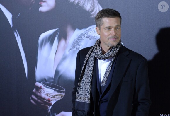 Brad Pitt lors de la première de "Alliés" (Allied) au cinéma Callao à Madrid, Espagne, le 22 novembre 2016.