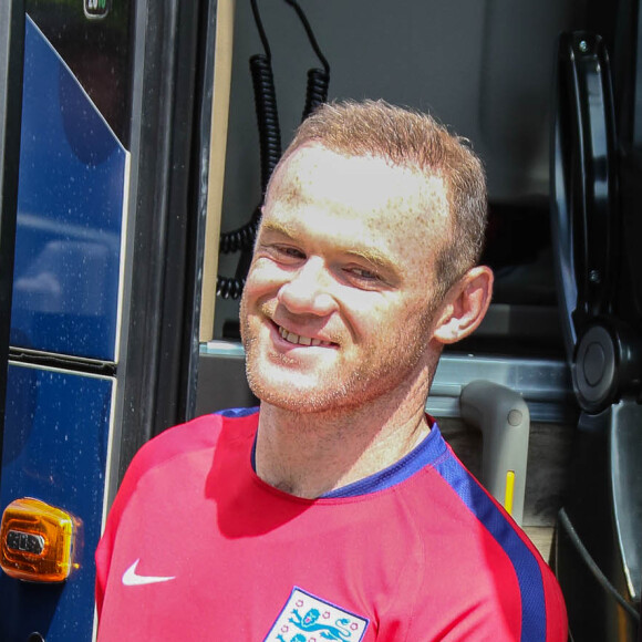 Wayne Rooney après l'entraînement de l'équipe d'angleterre à l'occasion de l'Euro de football en France à Chantilly le 25 juin 2016.