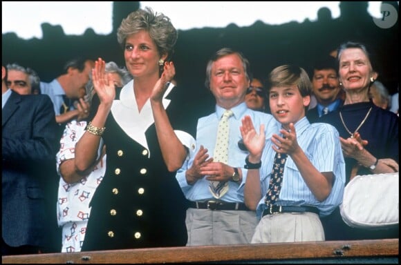 Lady Di avec les princes William et Harry à la finale dames du tournoi de Wimbledon en juin 1994.