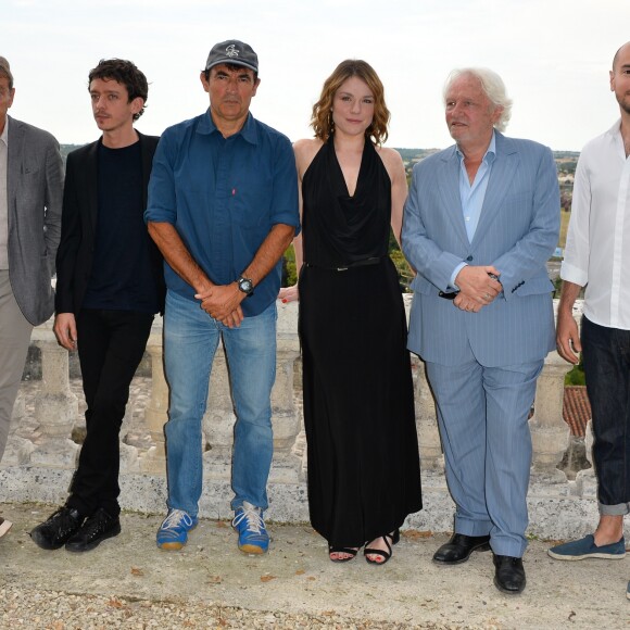 L'équipe du film "Au revoir la-haut": Pierre Lemaitre, Nahuel Pérez Biscayart, Albert Dupontel, Emilie Dequenne, Niels Arestrup et Kyan Khojandi - 10e festival du Film Francophone d'Angoulême à Amgoulême, France, le 22 août 2017. © Coadic Guirec/Bestimage