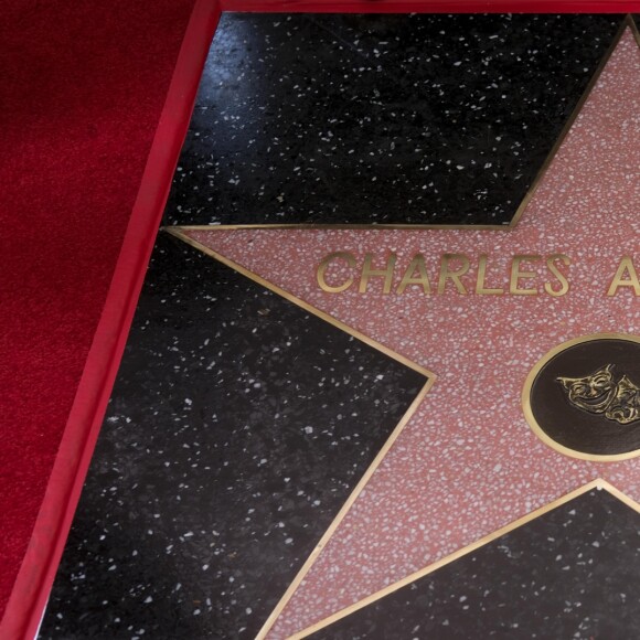 Charles Aznavour reçoit son étoile sur le Hollywood Walk of Fame à Los Angeles, le 24 août 2017. © Ringo Chiu via Zuma Press/Bestimage