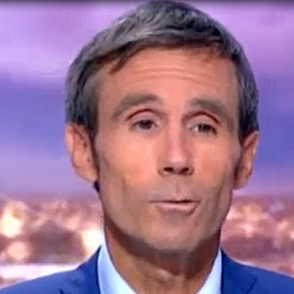 David Pujadas lors du premier numéro de "24h Pujadas, l'info en questions", lundi 28 août 2017 sur LCI.