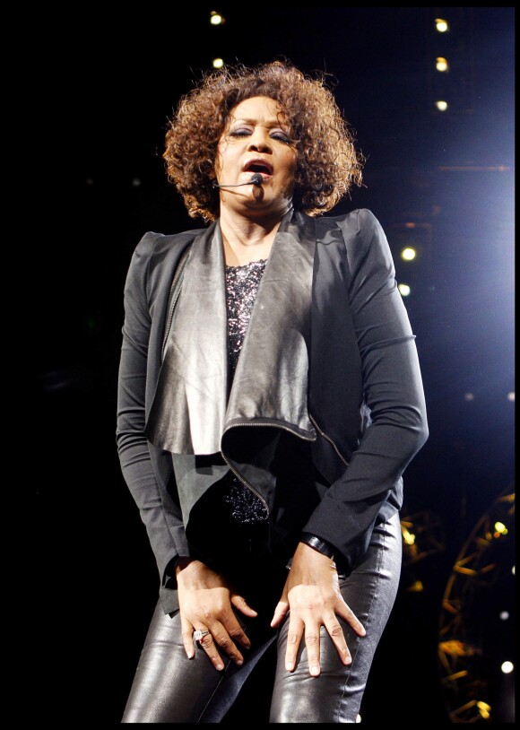 Whitney Houston en concert à Stockholm, en juin 2010