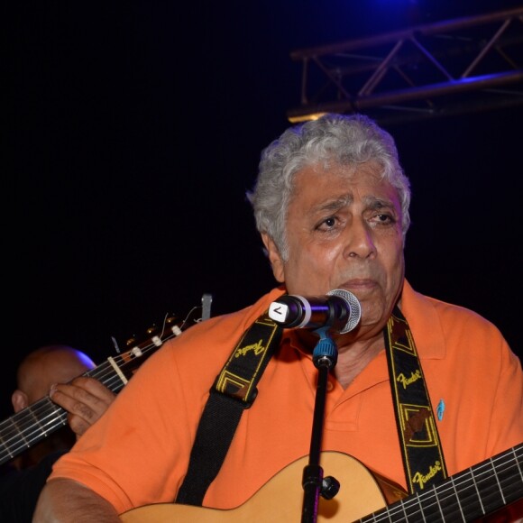 Exclusif - Enrico Macias - Soirée Marcel Campion sur la plage de la Bouillabaisse à Saint-Tropez le 3 aout 2017. © Rachid Bellak/Bestimage