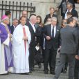 Monseigneur Di Falco, Pascal Desprez, Alain Delon, Anthony Delon, le fils de Pascal Desprez et sa femme - Sorties des obsèques de Mireille Darc en l'église Saint-Sulpice à Paris. Le 1er septembre 2017