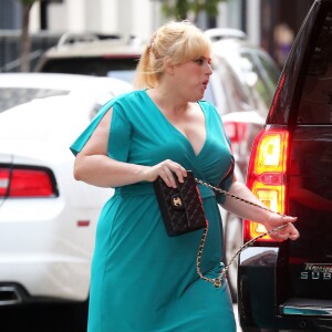 Exclusif - Rebel Wilson dîne avec son ancien compagnon Mickey Gooch Jr. à New York le 13 août 2017.
