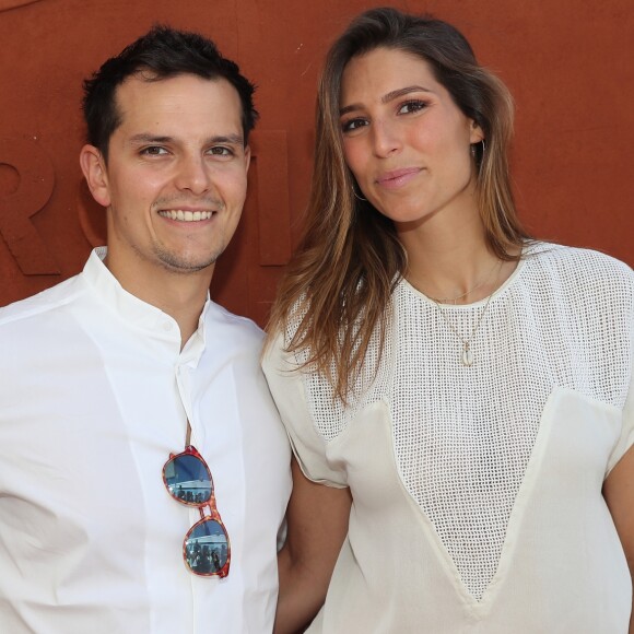 Laury Thil­le­man et son compa­gnon Juan Arbe­laez au village lors des internationaux de France de Roland Garros à Paris, le 10 juin 2017. © Dominique Jacovides - Cyril Moreau/ Bestimage