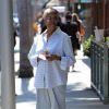 La chanteuse Dionne Warwick dans les rues de Beverly Hills, le 23 août 2017