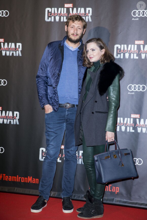 Amaury Leveaux et sa compagne Elizaveta - Avant-première du film "Captain America : Civil War" au Grand Rex à Paris, le 18 avril 2016. © Olivier Borde/Bestimage