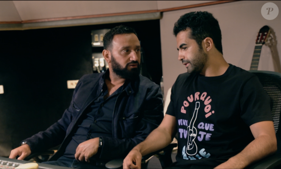 Nazim en studio avec Cyril Hanouna pour l'enregistrement de son single Pourquoi veux-tu que je danse ?, des coulisses déjantées... © Universal / Polydor