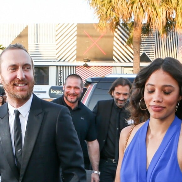 Le DJ David Guetta et sa compagne Jessica Ledon - Arrivées au mariage d'Isabela Rangel et David Grutman à Miami le 23 avril 2016.