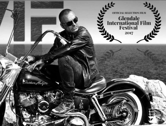 Christian Audigier, star d'un documentaire baptisé "Vif the movie" retraçant son parcours et son combat contre la maladie.