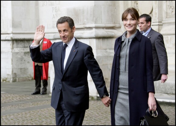 Nicolas Sarkozy et Carla Bruni lors de leur visite officielle au Royaume-Uni le 26 mars 2008