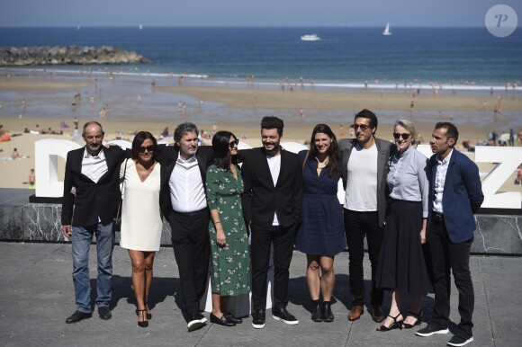 Stéphane Dan, Serge Hazanavicius, Kev Adams, Vincent Elbaz et l'équipe du film au photocall du film "Tout là-haut" lors du 65ème festival du film de San Sebastian, Espagne, le 24 septembre 2017.