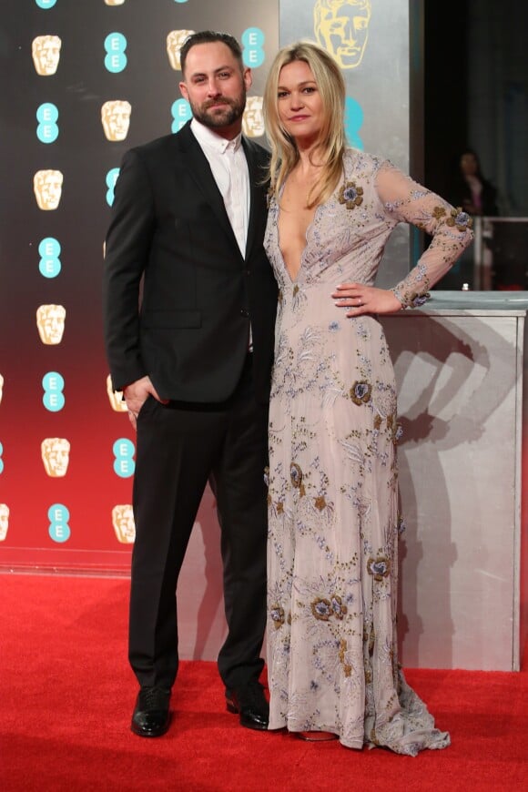 Preston J.Cook et sa fiancée Julia Stiles - Arrivées aux BAFTA 2017 (British Academy Film Awards) au Royal Albert Hall à Londres, le 12 février 2017.