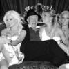Hugh Hefner et ses playmates à Rome en 2006.