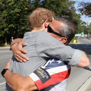 Le prince Harry assiste à la course cycliste des Invictus Games à Toronto au Canada le 27 Septembre 2017.