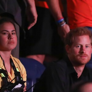Le prince Harry assiste à l'épreuve d'aviron en intérieur lors des Invictus Games 2017 à Toronto. Le 27 septembre 2017