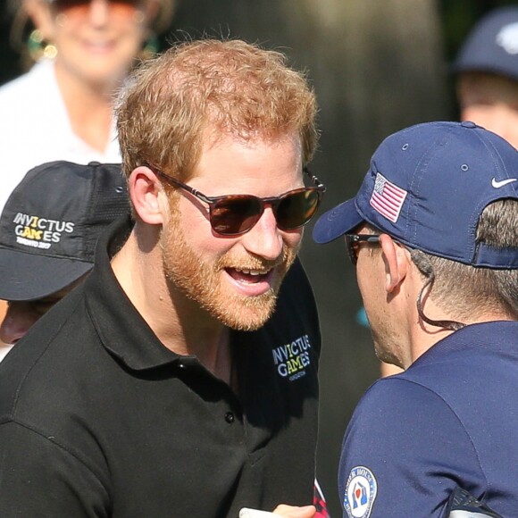 Le prince Harry assiste à l'épreuve de golf lors des Invictus Games 2017 à Toronto. Le 26 septembre 2017