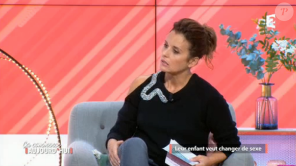 Faustine Bollaert émue dans "Ça commence aujourd'hui" sur France 2, le 28 septembre 2017.