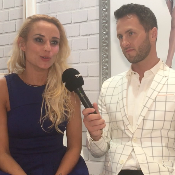 Elodie Gossion qui participe à "Danse avec les stars 8" répond aux questions de Purepeople.com.