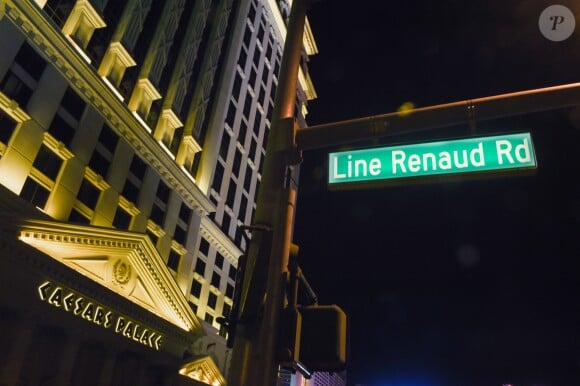 Illustration de nuit de la plaque "Line Renaud Rd" à Las Vegas. Le 28 septembre 2017 © Chris Delmas / Bestimage