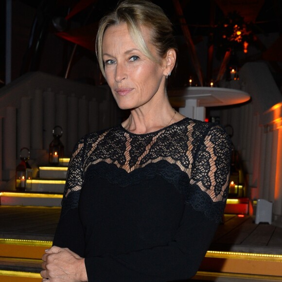 Semi-Exclusif - Estelle Lefébure lors de la soirée d'inauguration de la "Suite Michèle Morgan" de l'Hôtel Barrière le Majestic Cannes, le 7 octobre 2017. © Guirec Coadic/Bestimage 