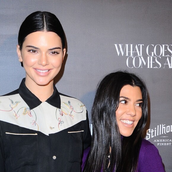 Kendall Jenner et Kourtney Kardashian - Soirée d'anniversaire du magasin de vêtements "What Goes Around Comes Around" à Beverly Hills, le 11 octobre 2017.