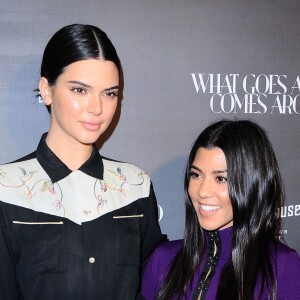 Kendall Jenner et Kourtney Kardashian - Soirée d'anniversaire du magasin de vêtements "What Goes Around Comes Around" à Beverly Hills, le 11 octobre 2017.