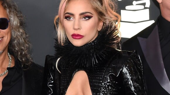 Lady Gaga amorce son retour : Petit short en strass pour briller en studio