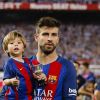 Gerard Pique et son fils Sasha - Espagne : Messi offre la Coupe du Roi au Barça face à Alavés le 27 mai 2017.