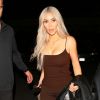 Kim Kardashian quitte le restaurant Delilah à West Hollywood, après un dîner avec Kanye West. Le 18 octobre 2017.