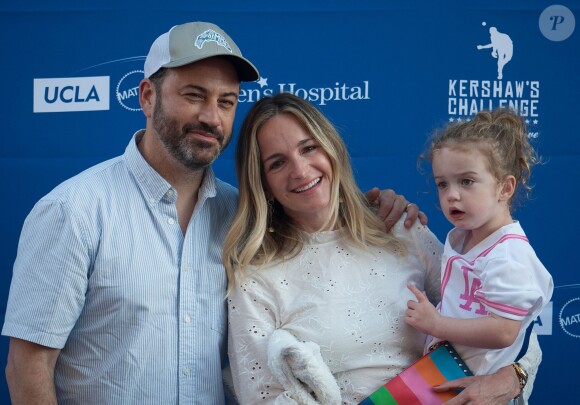 Jimmy Kimmel avec sa femme Molly McNearney et leur fille Jane lors de la 5ème édition du tournoi caritatif "Ping Pong 4 Purpose - Kershaw Challenge" à Los Angeles, le 27 juillet 2017. © Prensa Internacional via Zuma Press/Bestimage