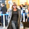 Melanie Griffith arrive à l'aéroport de Los Angeles (LAX), le 12 octobre 2017.
