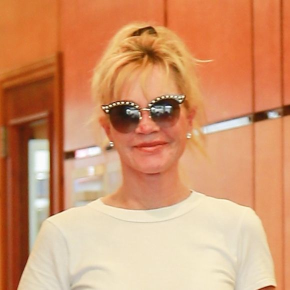 Melanie Griffith et son amie Alana Stewart sont allées déjeuner au restaurant E. Baldi à Beverly Hills, le 28 septembre 2017 Actress Melanie Griffith and Alana Stewart are spotted out for lunch at E. Baldi in Beverly Hills.