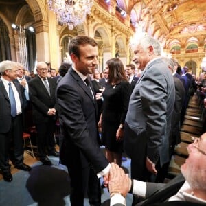 Claude Bartolone, Jean-Yves Le Drian, Emmanuel Macron, Jean-Philippe Lafont et Anne Hidalgo - Le président de la République française E. Macron à l'hôtel de ville de Paris pour une cérémonie avec la maire de Paris A. Hidalgo, à Paris, France, le 14 mai 2017. © Dominique Jacovides-Sébastien Valiela/Bestimage