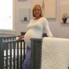 Jaime Pressly, enceinte, pose dans la chambre de ses jumeaux, le 22 septembre 2017.