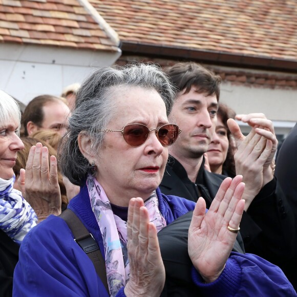 Dominique Lavanant - Obsèques de Danielle Darrieux en l'église Saint-Jean Baptiste de Bois-le-Roi (Eure) le 25 octobre 2017.