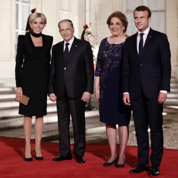 Le président du Liban Michel Aoun et sa femme Nadia Aoun, Emmanuel Macron et sa femme Brigitte Macron (Trogneux)  - Dîner d'Etat au Palais de l'Elysée en l'honneur de M. Aoun (Président de la République Libanaise) à Paris, le 25 septembre 2017. © Stéphane Lemouton/Bestimage