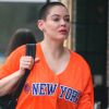 Exclusif - Rose McGowan se promène dans les rues de New York. Le 28 juillet 2017
