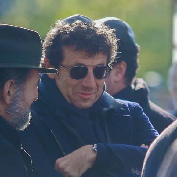 Exclusif - Patrick Bruel - Obsèques de Clara Halter au cimetière de Bagneux, le 31 octobre 2017.