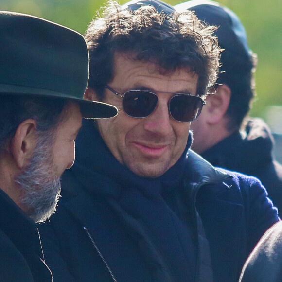 Exclusif - Patrick Bruel - Obsèques de Clara Halter au cimetière de Bagneux, le 31 octobre 2017.