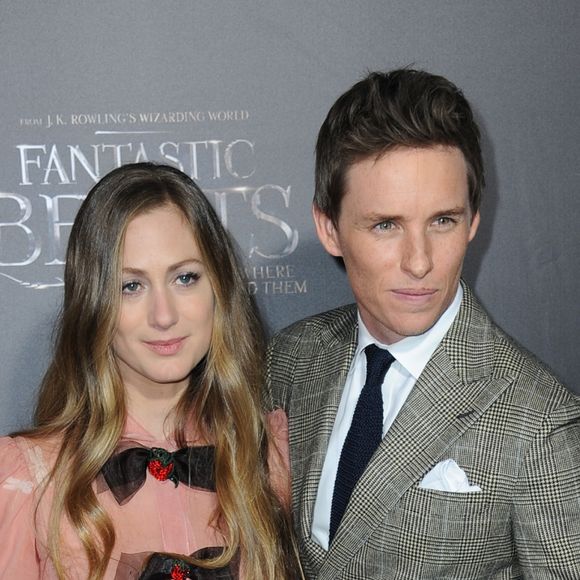 Eddie Redmayne (habillé en Polo Ralph Lauren) et sa femme Hannah Bagshawe lors de la première du film "Fantastic Beasts and Where to Find Them" à la salle de spectacles Alice Tully Hall au Lincoln Center à New York City, New York, Etats-Unis, le 10 novembre 2016.