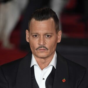 Johnny Depp à la première de "Murder On The Orient Express" au Royal Albert Hall à Londres, le 2 novembre 2017.