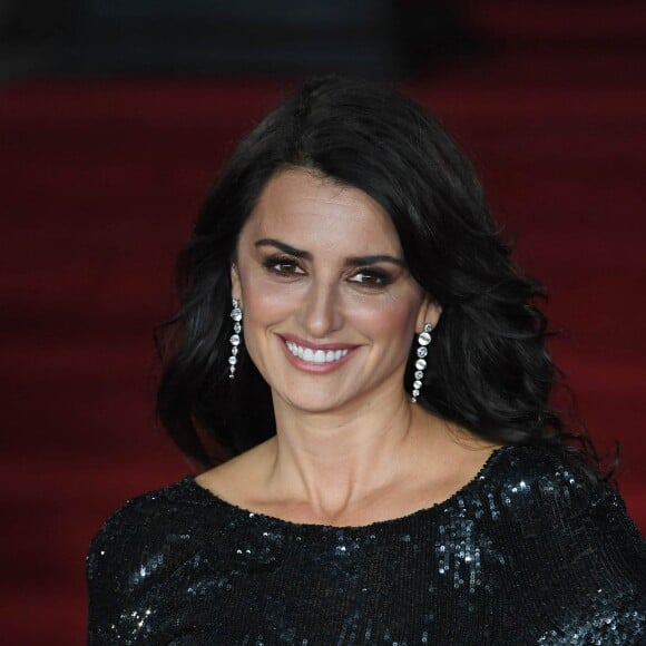 Penelope Cruz à la première de "Murder On The Orient Express" au Royal Albert Hall à Londres, le 2 novembre 2017.