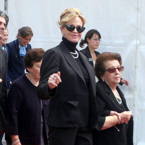 Melanie Griffith et la mère d'Antonio à La Corogne le 15 octobre 2008.