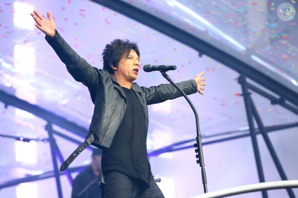 Nicola Sirkis et son groupe Indochine en concert au Stade France à Paris. Le 27 juin 2014